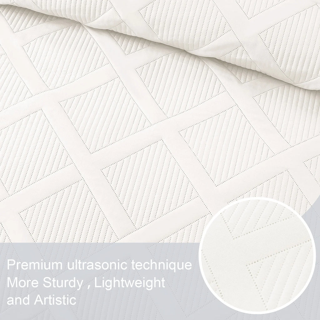 Ultrasonic King Quilt Set, 3-Piece Lightweight Bedspreads Modern Striped Coverlet, White